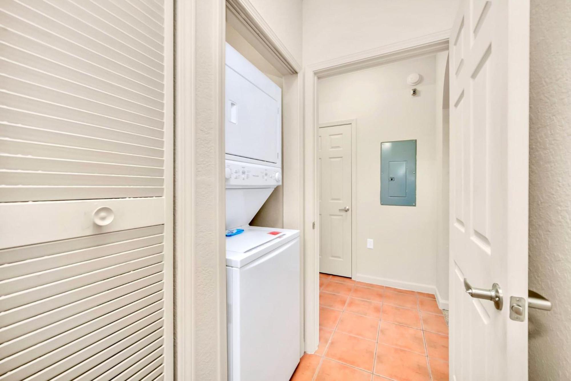 Modern 2Br Condo - Hot Tub And Pool - Near Disney Orlando Esterno foto